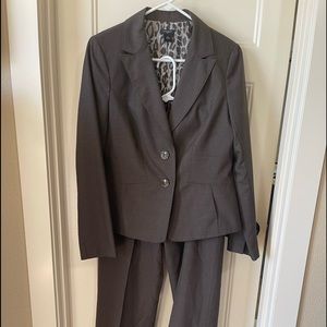 Ann Taylor Wool Blend 2 piece suit
